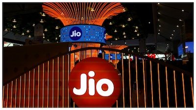 Jio IPO 'very, very big', highlights depth of India's capital markets: HDFC AMC's Navneet Munot